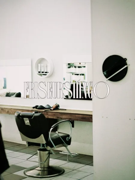 Salon and products at Friseur Shingo